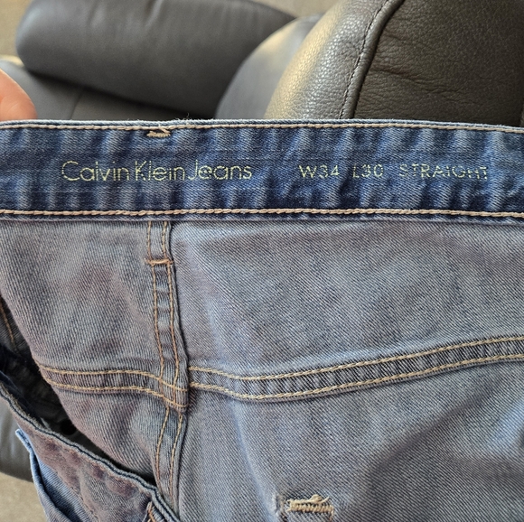 (34x30) Calvin Klein Straight Jeans - Picture 6 of 7